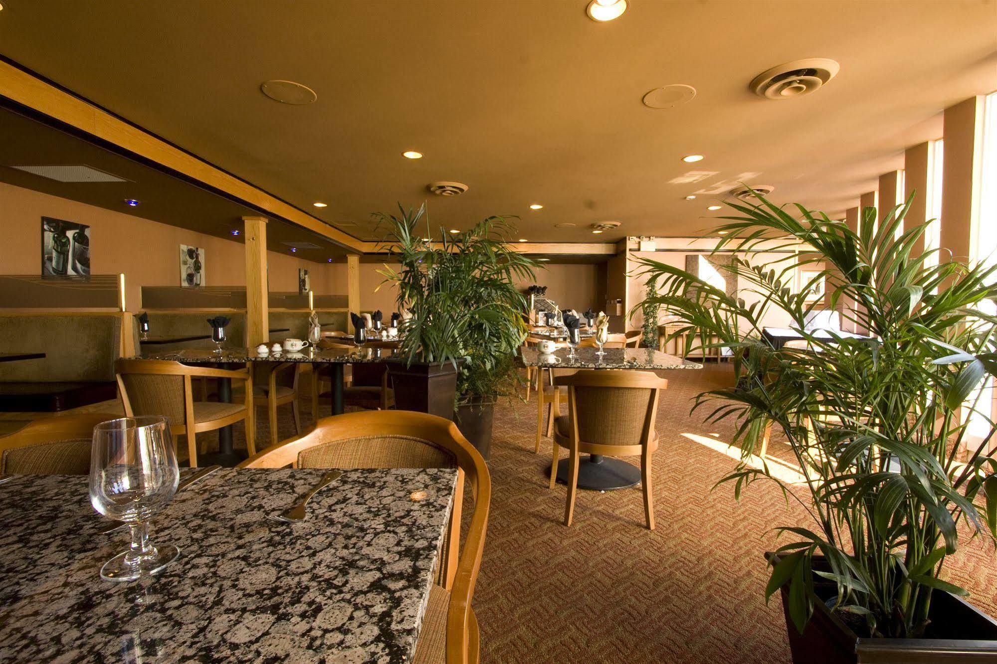 Coast Discovery Inn Campbell River Eksteriør billede
